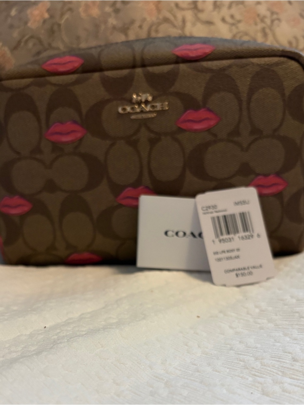 Coach Signature Khaki/Redwood Lips Boxy 20 case/wristlet - Picture 6 of 10